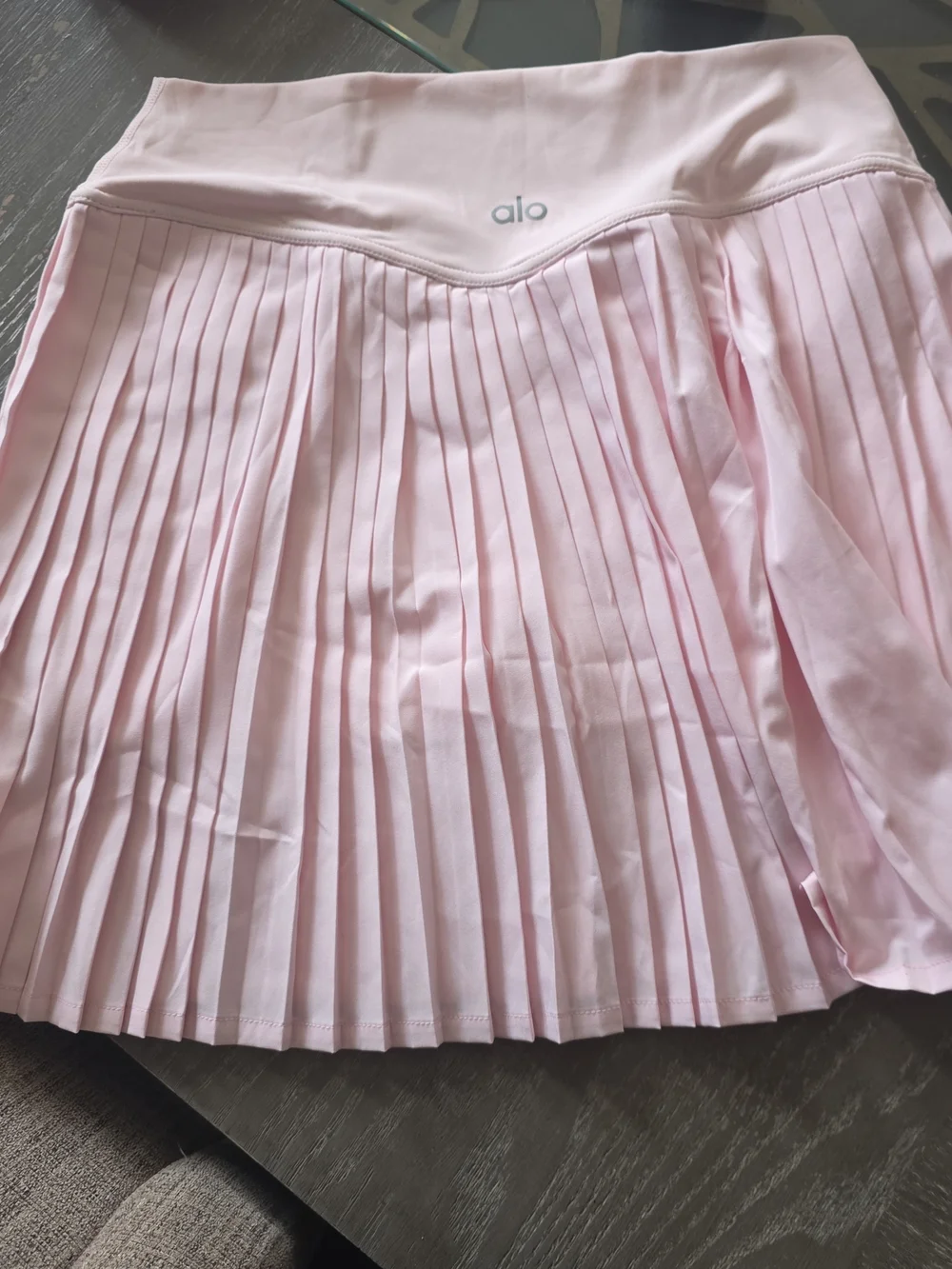 ALO Yoga Pleated Light Pink Mini Skirt
